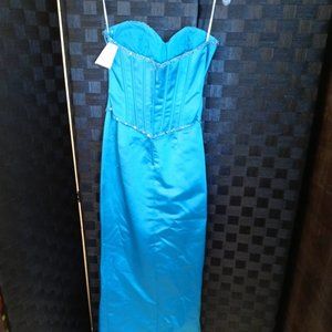 Size 6 corset gown